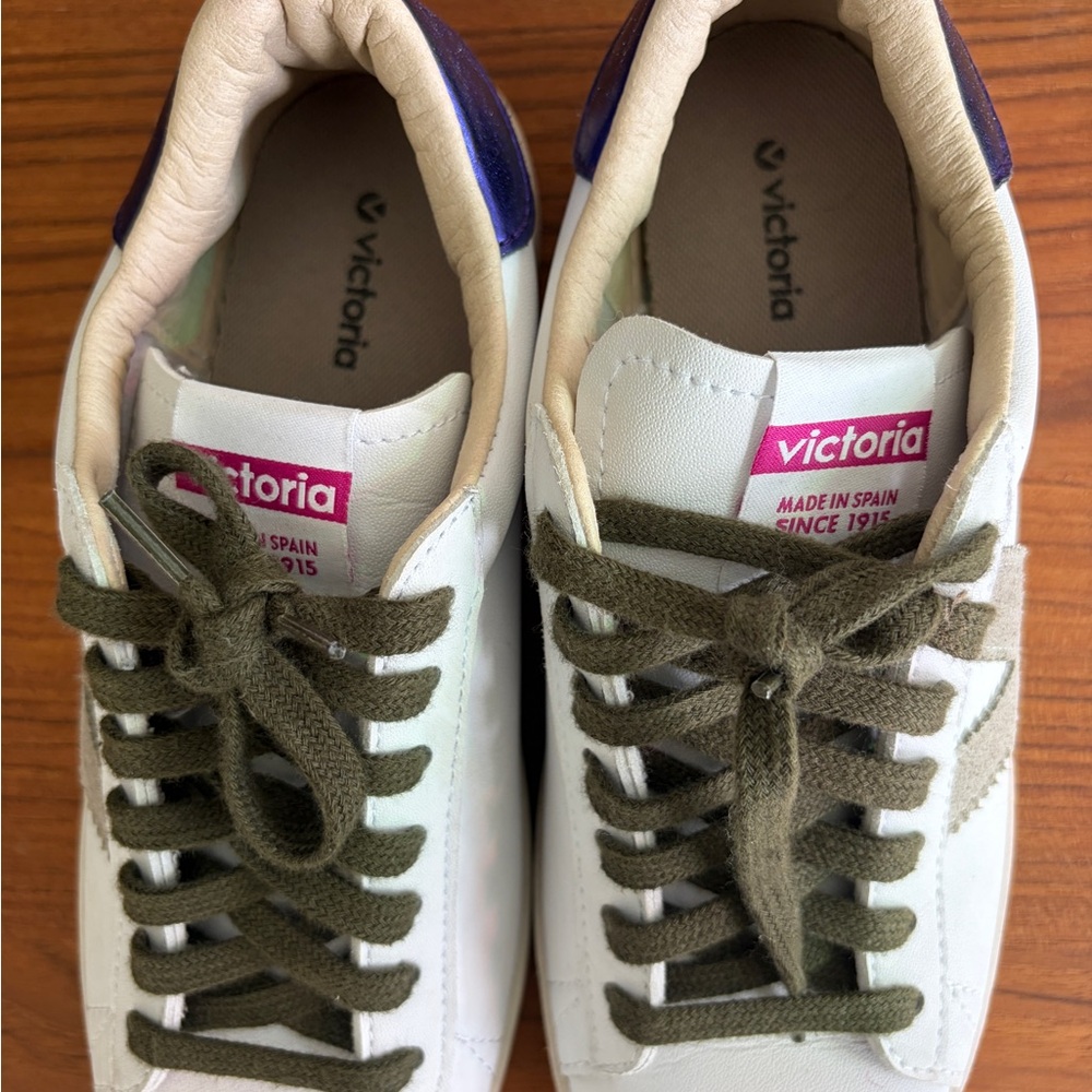 Veja White and Purple Sneakers - Picture 3 of 5